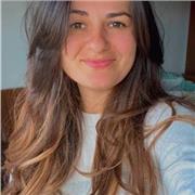 Doy clases a todas personas y trabajo en mis clases cotidiano, refuerzo y tudo aquilo que el alumno necesita de manera sencilla